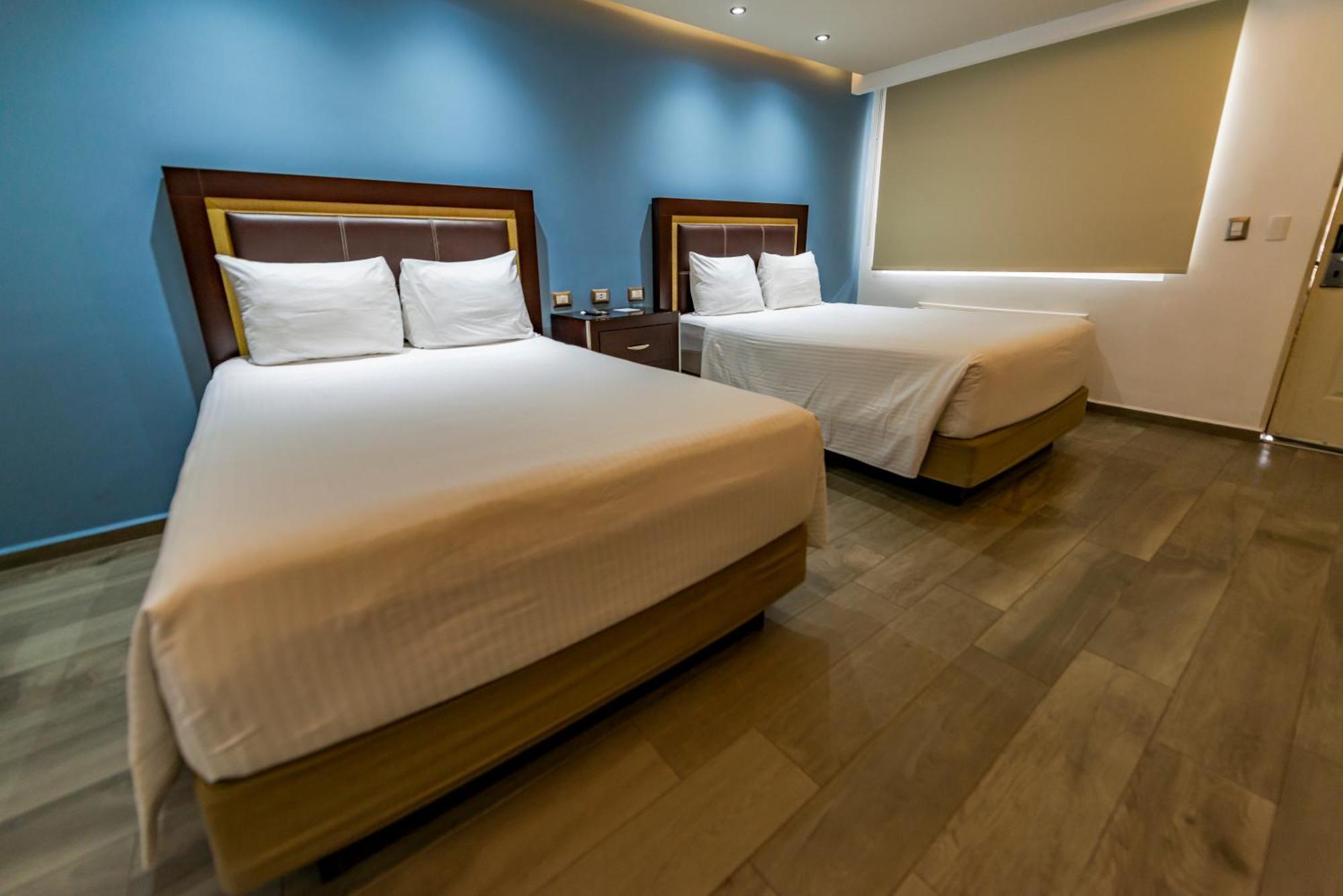 Quinta Dorada Hotel & Suites Сальтильо Экстерьер фото