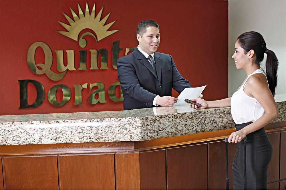 Quinta Dorada Hotel & Suites Сальтильо Экстерьер фото